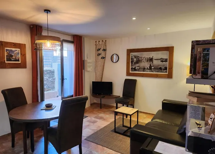 T2 Chaleureux Classe 4 Etoiles, Quartier Typique Au Calme, Plages Et Centre A 5 Minutes, Parking Prive * Collioure
