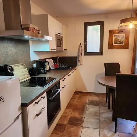 T2 Chaleureux Classe 4 Etoiles, Quartier Typique Au Calme, Plages Et Centre A 5 Minutes, Parking Prive * Collioure
