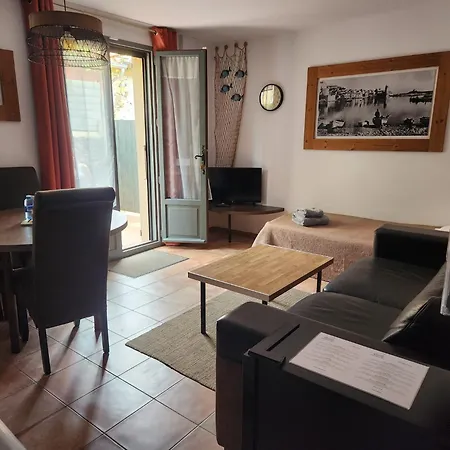 Lejlighed T2 Chaleureux Classe 4 Etoiles, Quartier Typique Au Calme, Plages Et Centre A 5 Minutes, Parking Prive *
